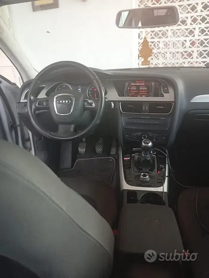Usata Audi A4 2010 Grigio Berlina
