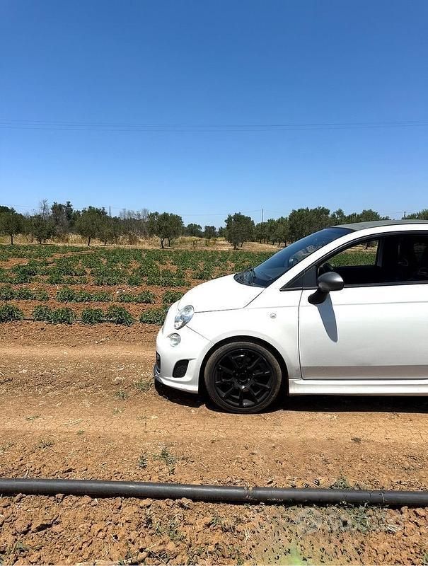Usata Abarth 500 140 CV (102 kW) 2010 Bianco Utilitaria