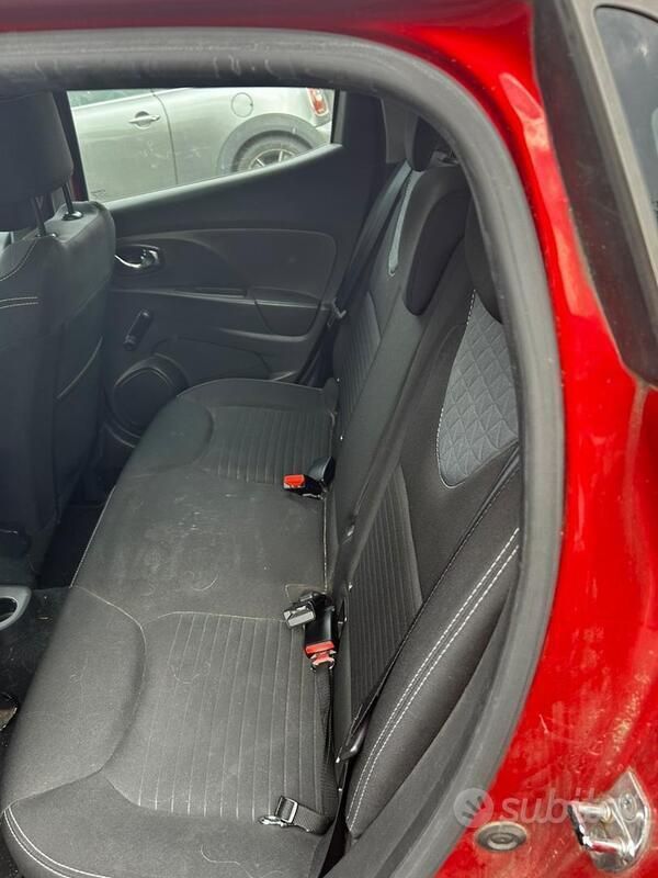 Usata Renault Clio IV 105 CV (77 kW) 2015 Rosso Berlina