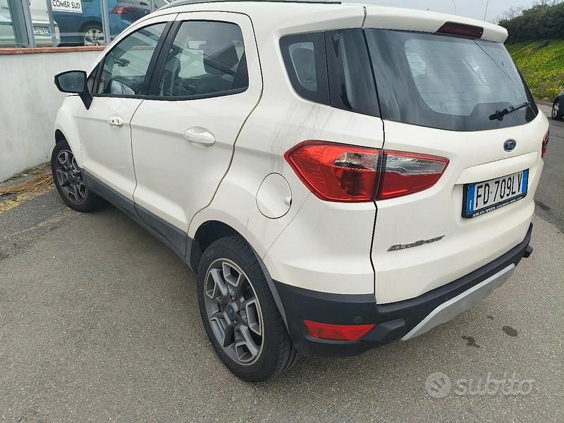 Usata Ford Ecosport Titanium 2015 Bianco SUV