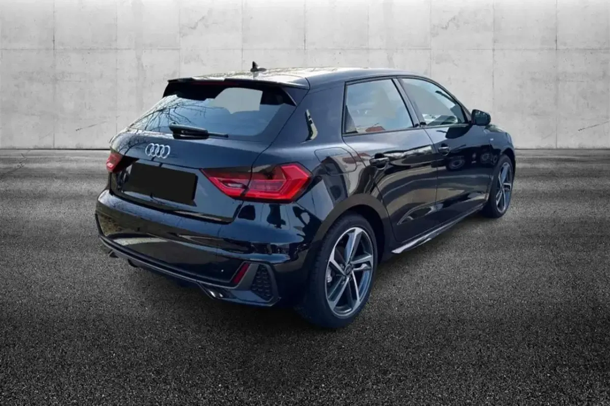 Usata Audi A1 S-Line 116 CV (85 kW) 2023 Nero SUV