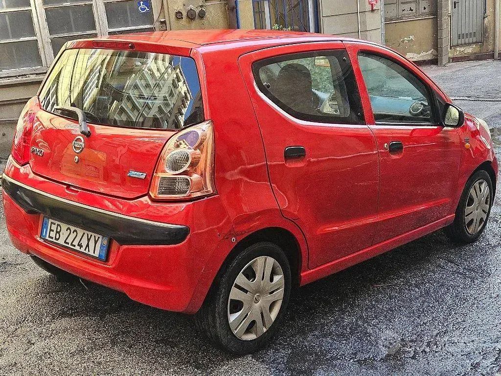 Usata Nissan Pixo 68 CV (50 kW) 2009 Rosso Utilitaria
