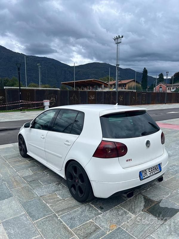 Usata VW Golf VI 200 CV (147 kW) 2008 Bianco Utilitaria