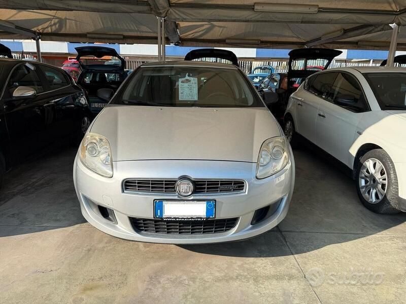 Usata Fiat Bravo 120 CV (88 kW) 2007 Grigio Utilitaria