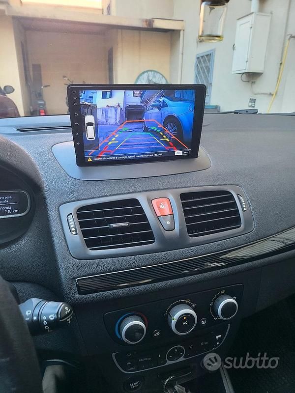 Usata Renault Mégane 110 CV (80 kW) 2011 Grigio Berlina