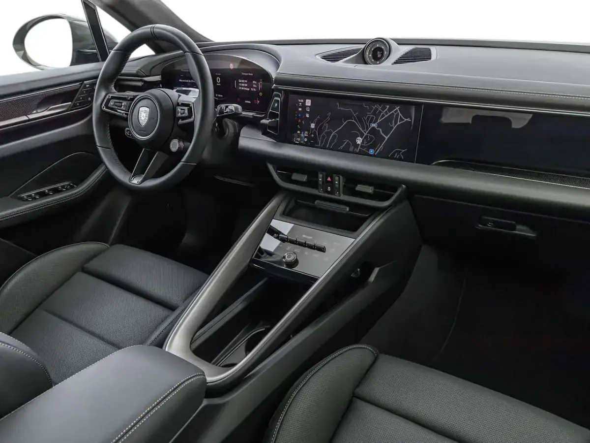 Usata Porsche Macan Turbo 469 kW (639 CV) 2026 Aventurine SUV