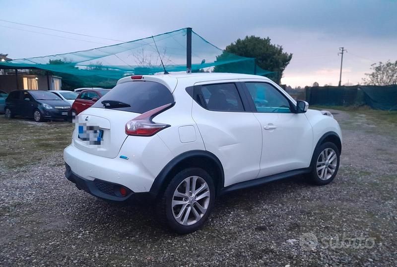 Usata Nissan Juke Tekna 110 CV (80 kW) 2016 Bianco SUV