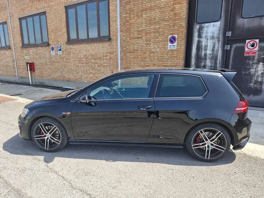 Usata VW Golf VII GTI 230 CV (169 kW) 2015 Nero Berlina