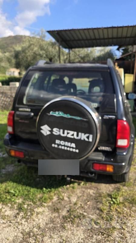 Usata Suzuki Vitara 109 CV (80 kW) 2004 Nero SUV