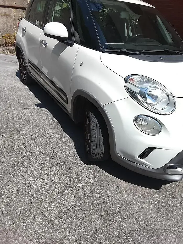 Usata Fiat 500L Trekking 85 CV (62 kW) 2015 Bianco Monovolume