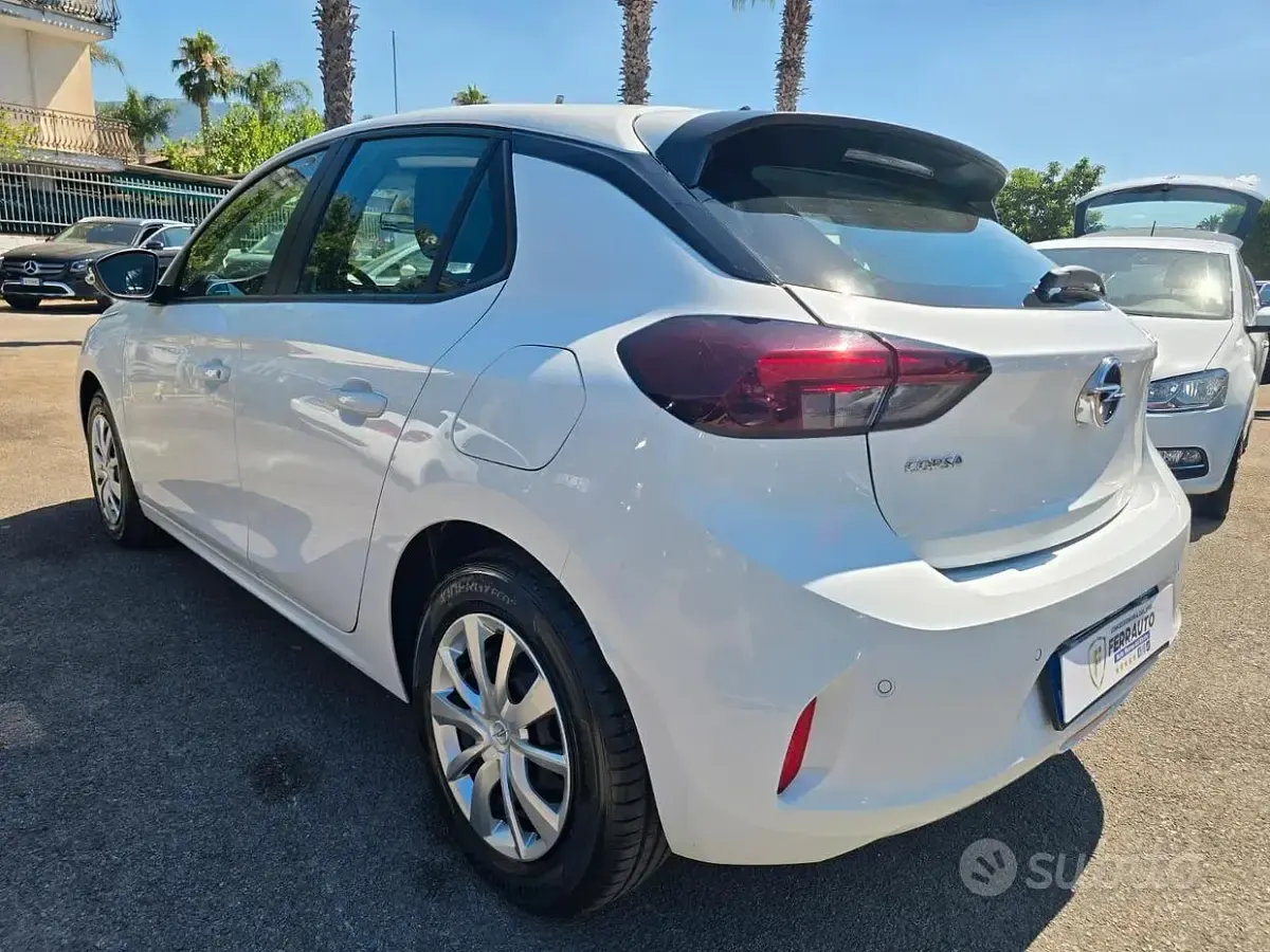 Usata Opel Corsa Edition 75 CV (55 kW) 2020 Bianco Utilitaria