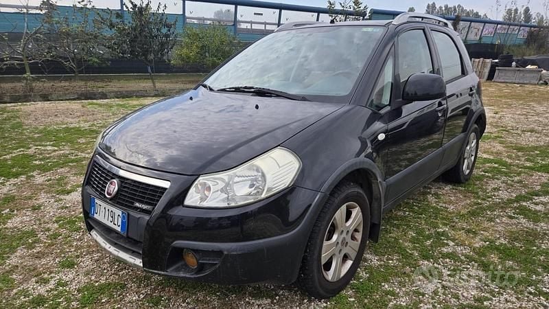 Nero Usata 2008 Fiat Sedici SUV | 1500 € (Super prezzo) - Immagine 1/4