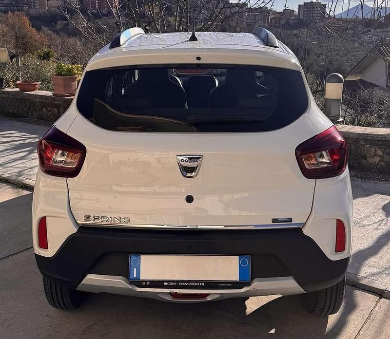 Usata Dacia Spring Comfort Plus 33 kW (45 CV) 2021 Utilitaria