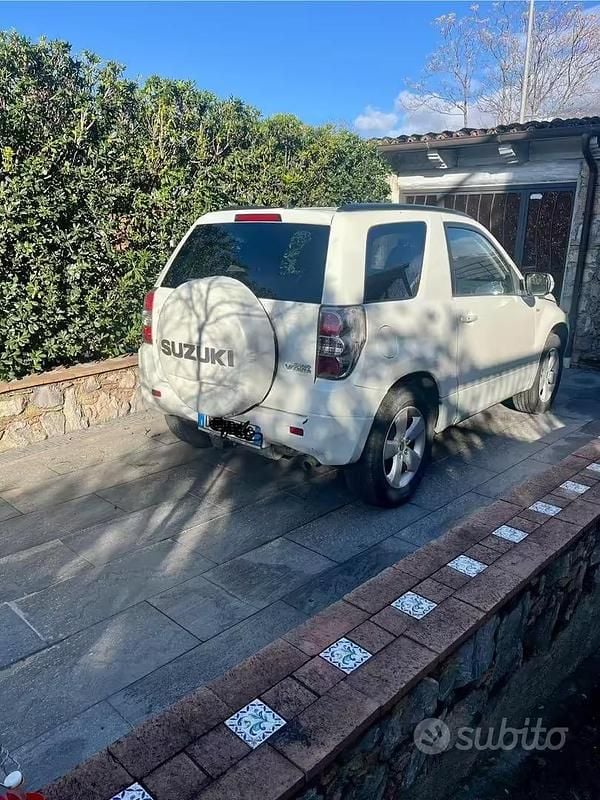 Usata Suzuki Grand Vitara 2009 Bianco SUV
