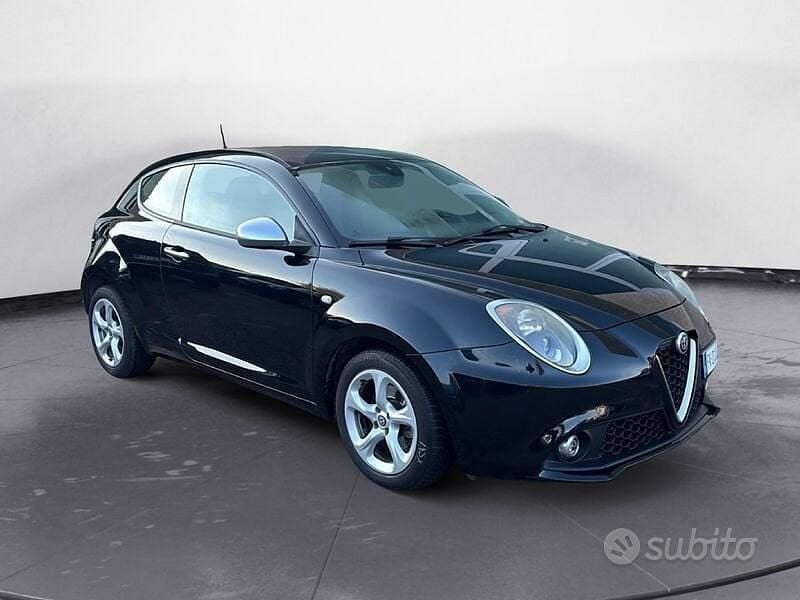 Usata Alfa Romeo MiTo Super 120 CV (88 kW) 2017 Nero Utilitaria