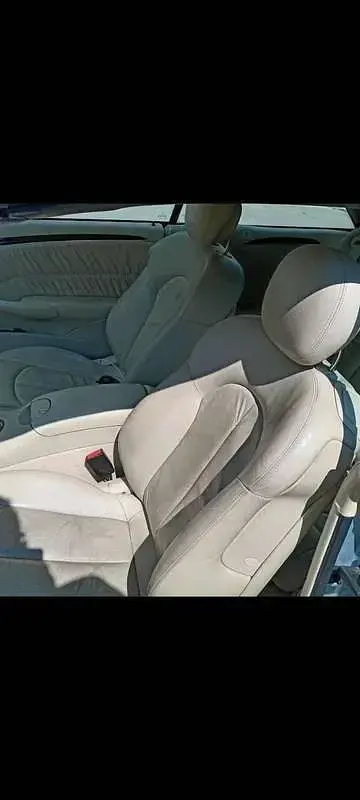 Usata Mercedes CLK320 Elegance 224 CV (164 kW) 2007 Argento Cabrio