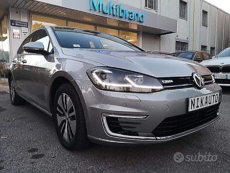 Grigio Usata 2020 VW e-Golf Due volumi | 15.500 € (Buon prezzo) - Immagine 1/4