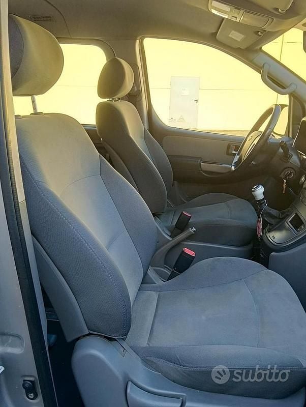 Usata Hyundai H-1 2011 Grigio Monovolume