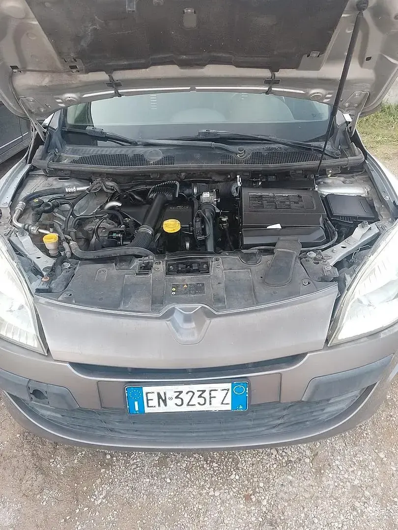 Usata Renault Mégane III 110 CV (80 kW) 2012 Berlina