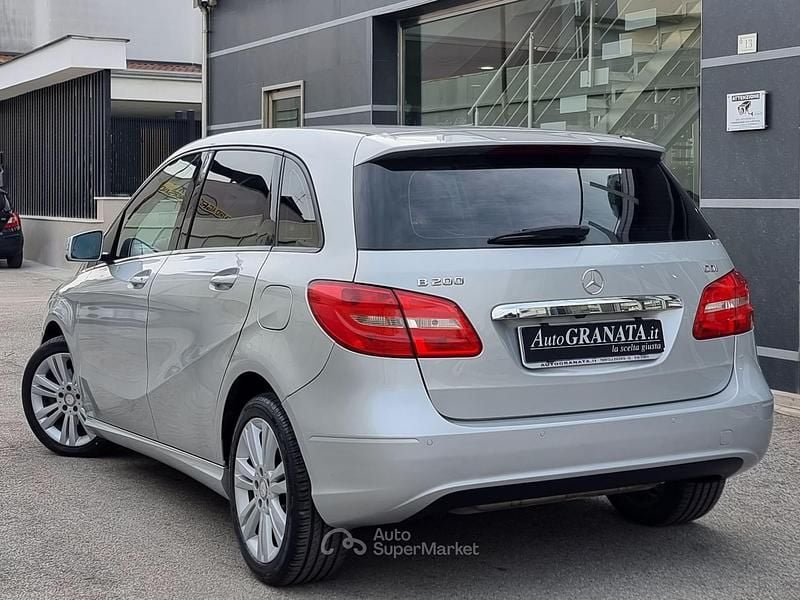 Usata Mercedes B200 Executive 136 CV (100 kW) 2014 Grigio Monovolume