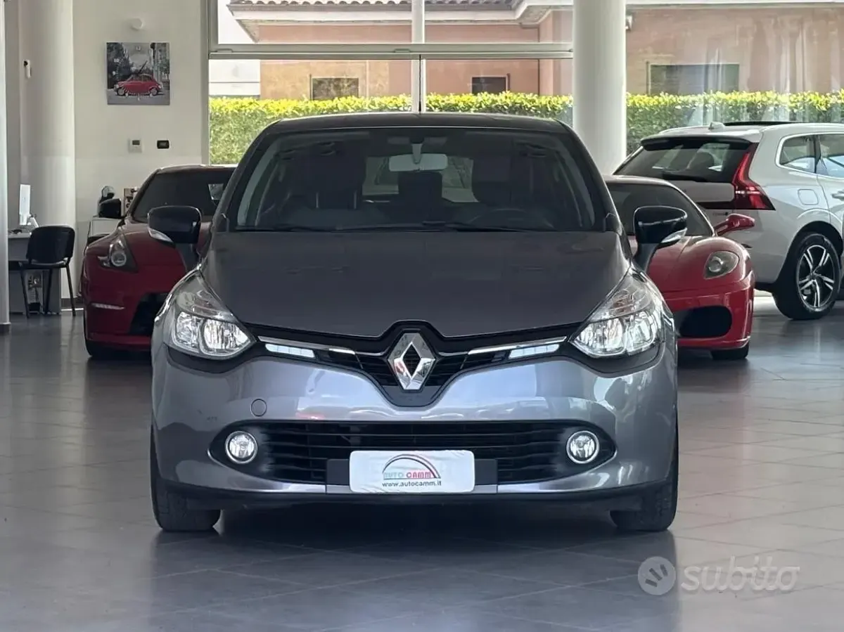 Usata Renault Clio IV 73 CV (53 kW) 2013 Grigio Berlina