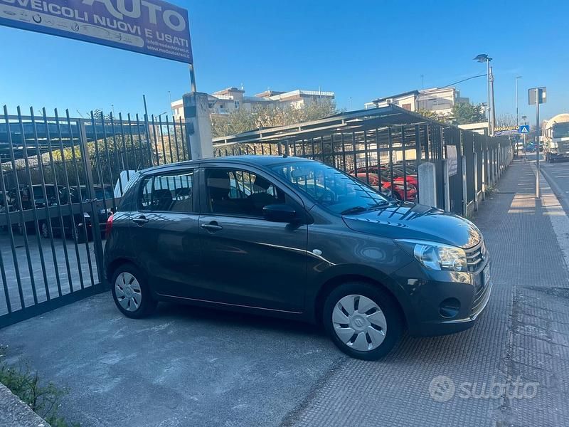 Second-hand Suzuki Celerio Style 68 CP (50 kW) 2015 Gri Hatchback