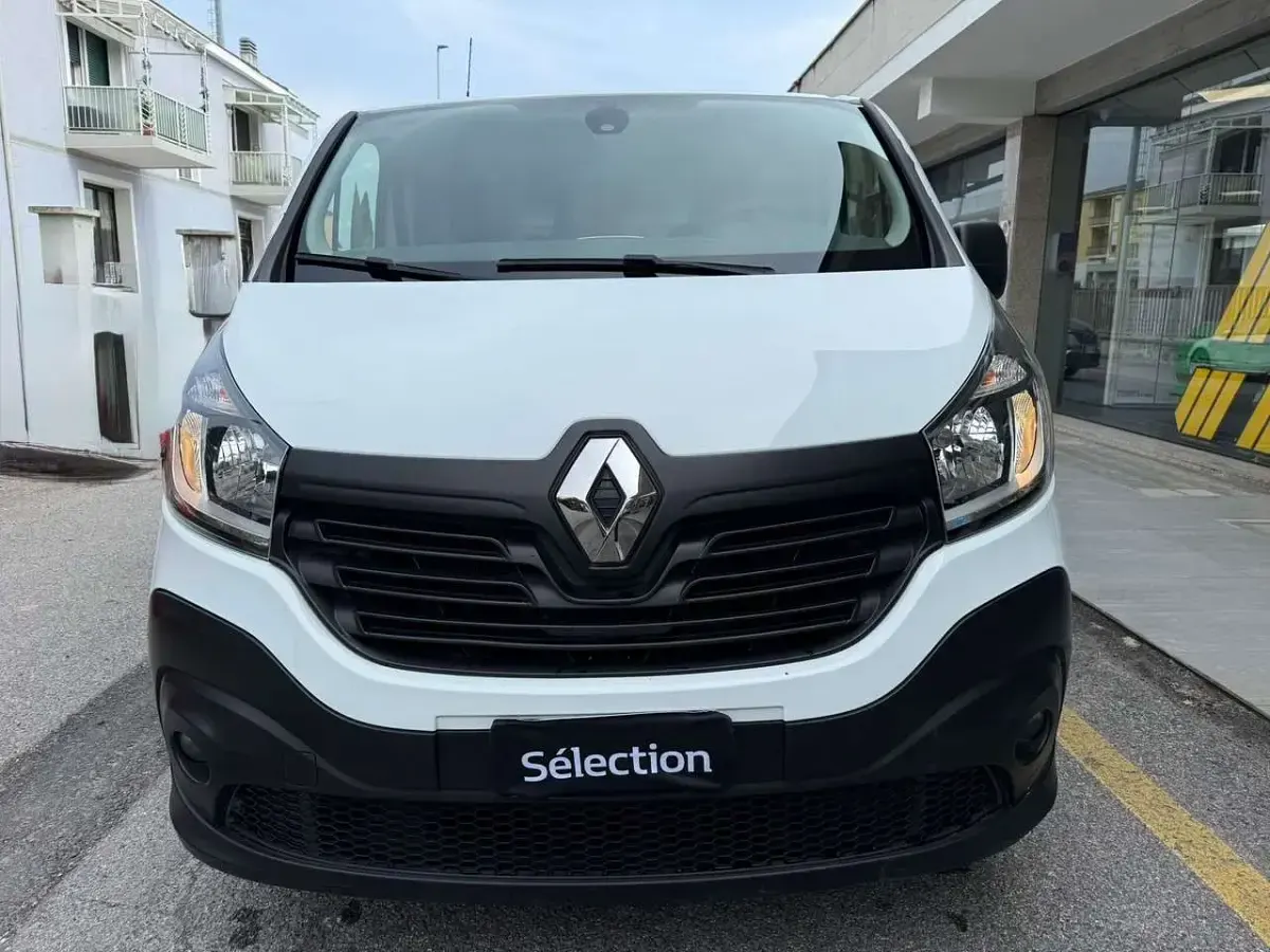 Usata Renault Trafic 120 CV (88 kW) 2019 Bianco Monovolume