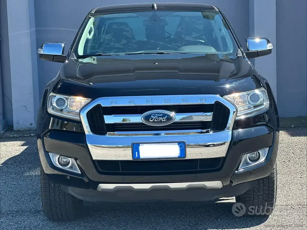 Usata Ford Ranger Limited 160 CV (117 kW) 2019 Nero Pick-up