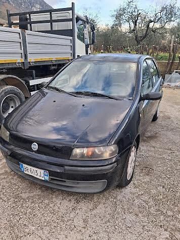 Usata Fiat Punto 59 CV (43 kW) 2001 Nero Utilitaria