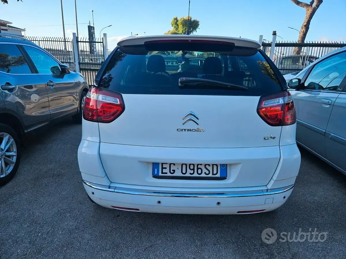 Usata Citroën C4 Picasso 120 CV (88 kW) 2011 Bianco Monovolume