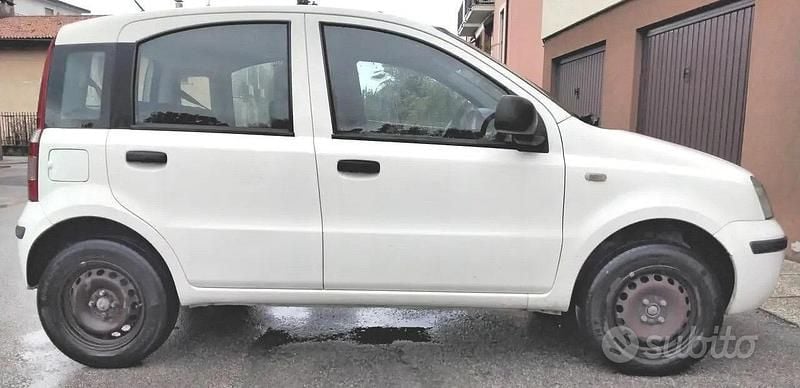 Usata Fiat Panda 69 CV (50 kW) 2011 Bianco Utilitaria