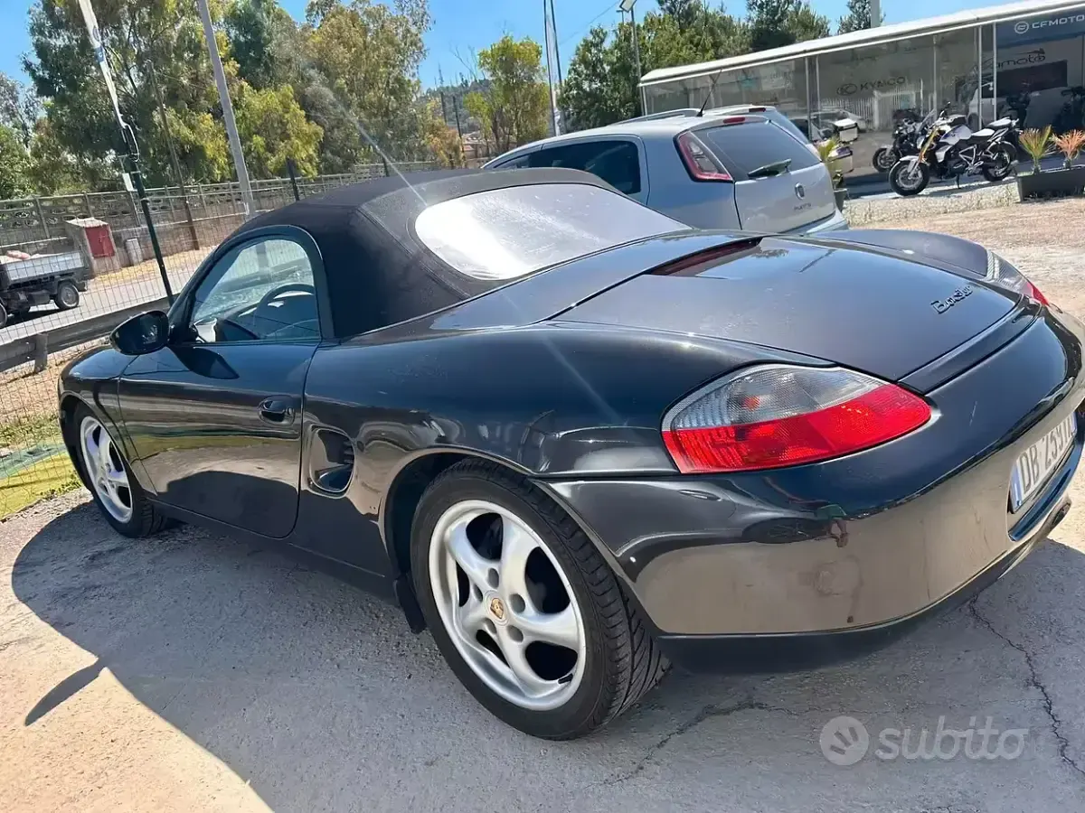 Usata Porsche Boxster 204 CV (150 kW) 1997 Nero Cabrio