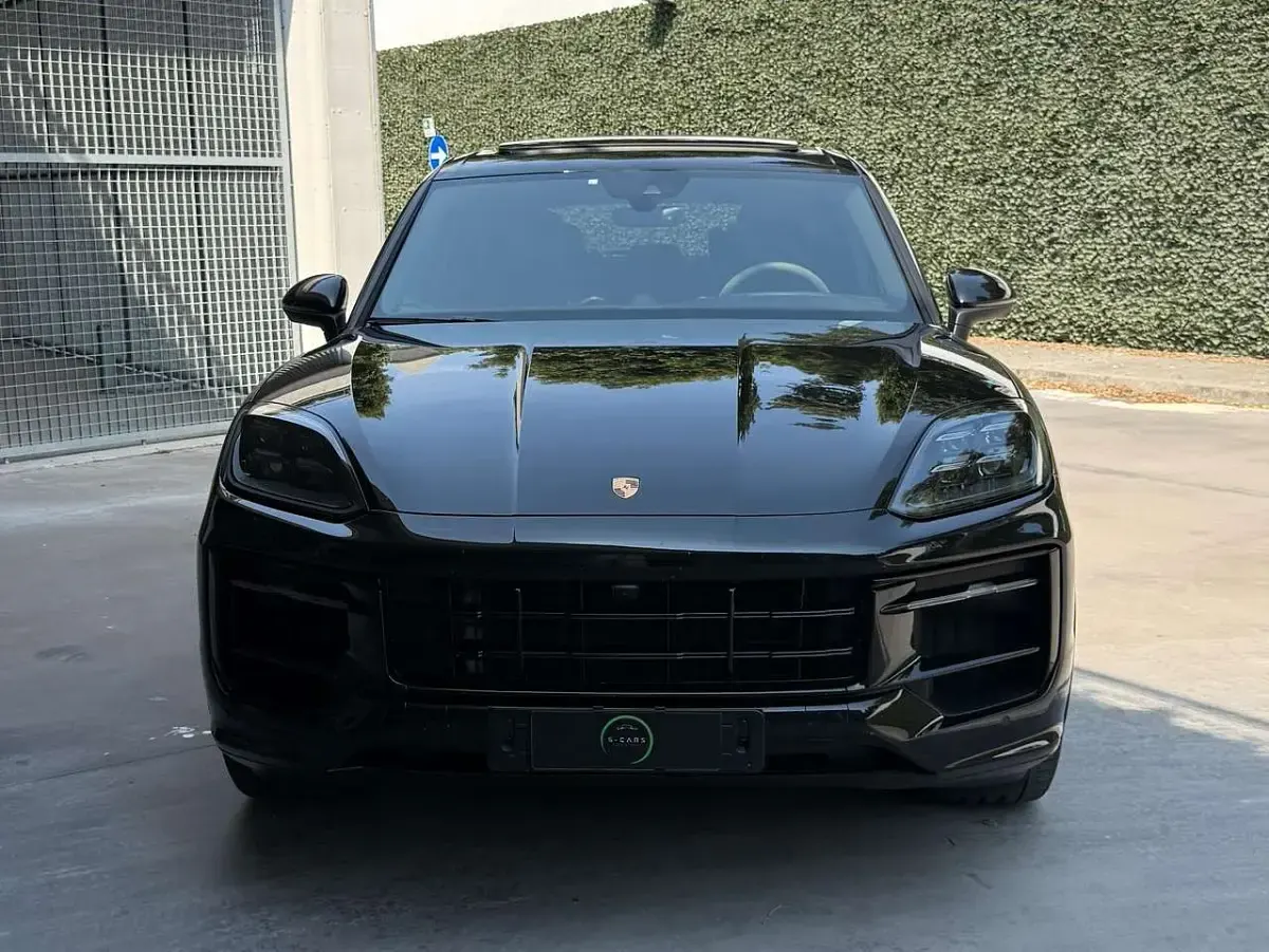 Usata Porsche Cayenne Sport 305 CV (224 kW) 2024 Nero SUV