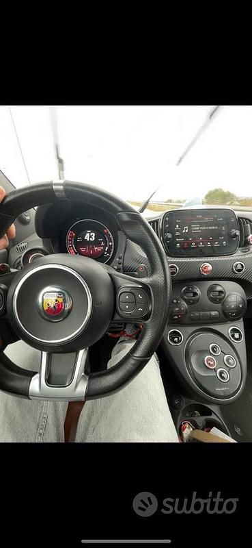 Usata Abarth 500C 135 CV (99 kW) 2012 Rosso Cabrio