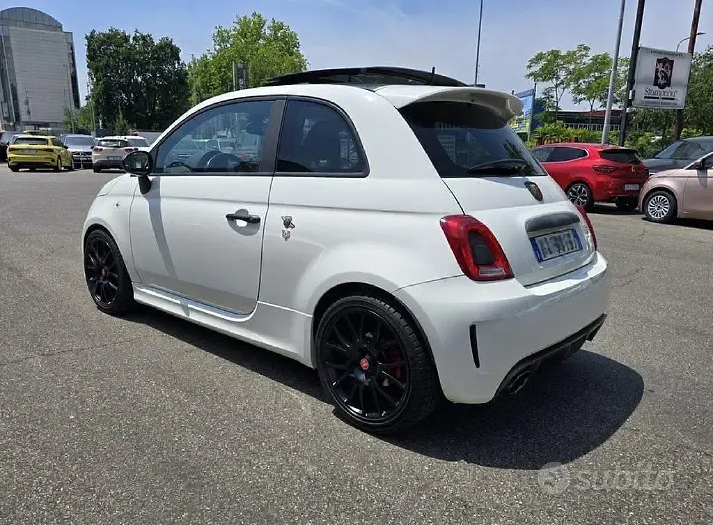 Usata Abarth 595 Competizione 179 CV (131 kW) 2016 Bianco Utilitaria