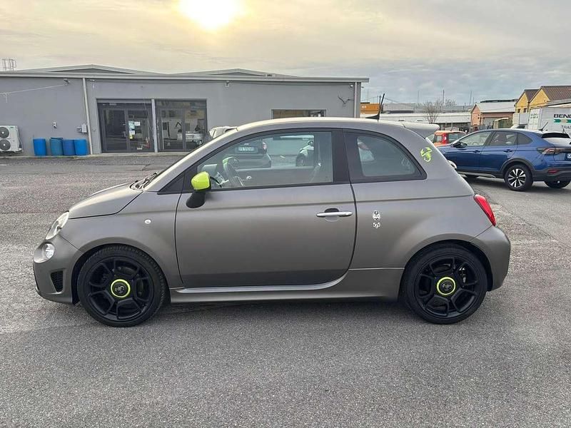 Usata Abarth 595 Pista 165 CV (121 kW) 2019 Grigio Utilitaria