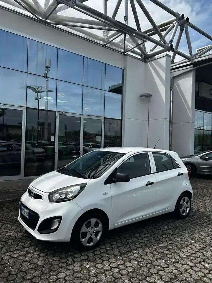 Usata Kia Picanto City 69 CV (50 kW) 2013 Bianco Utilitaria