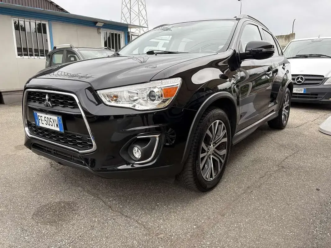 Usata Mitsubishi ASX Inform 116 CV (85 kW) 2016 Nero SUV