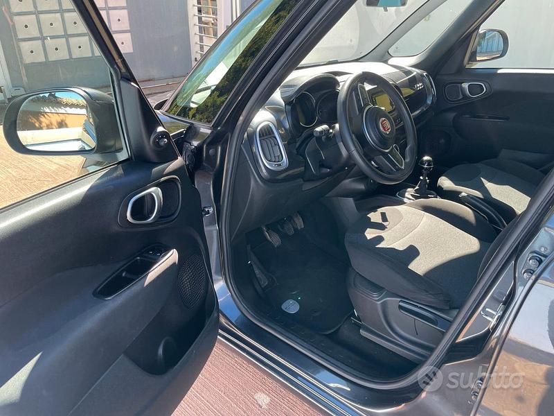 Usata Fiat 500L Lounge 120 CV (88 kW) 2019 Grigio Monovolume
