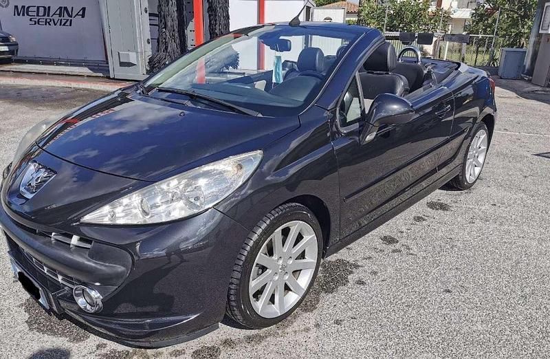 Usata Peugeot 207 CC Roland Garros 109 CV (80 kW) 2008 Cabrio
