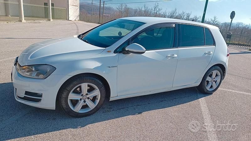 Usata VW Golf VII 110 CV (80 kW) 2016 Bianco Berlina