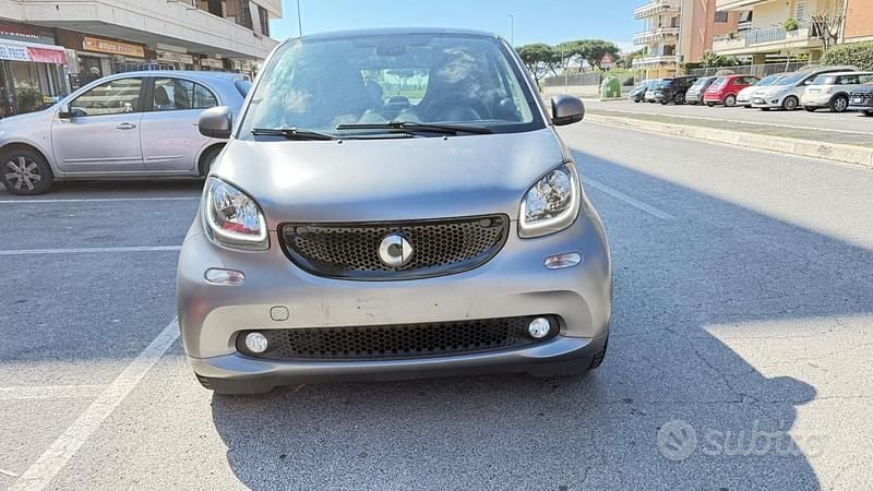 Begagnad Smart ForTwo Coupé Prime 90 HK (66 kW) 2019 Sportkupé