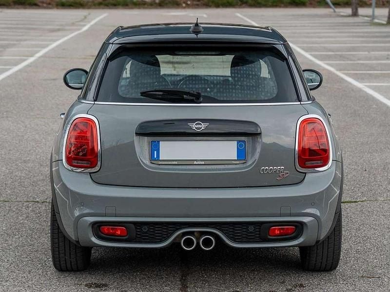 Usata Mini Cooper SD Hype 170 CV (125 kW) 2019 Grigio Utilitaria
