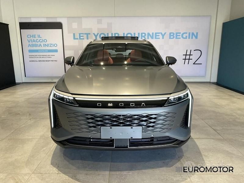 Nuova Omoda 9 143 CV (105 kW) 2025 Grigio SUV