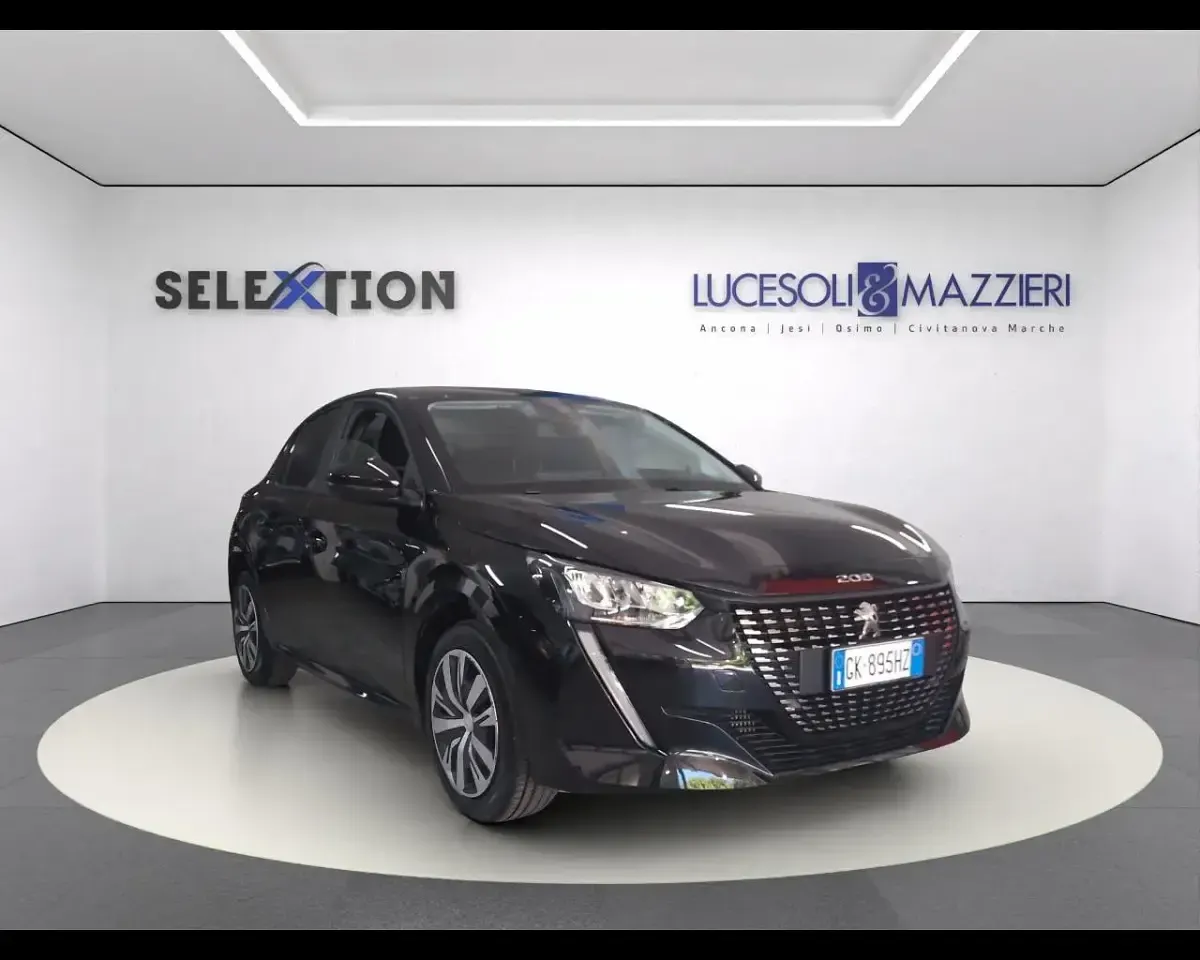 Usata Peugeot 208 Active 101 CV (74 kW) 2023 Nero Utilitaria