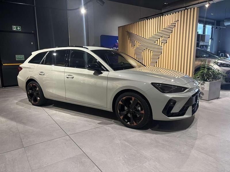Nuova Cupra Leon 204 CV (150 kW) 2026 Grigio grafene Station wagon