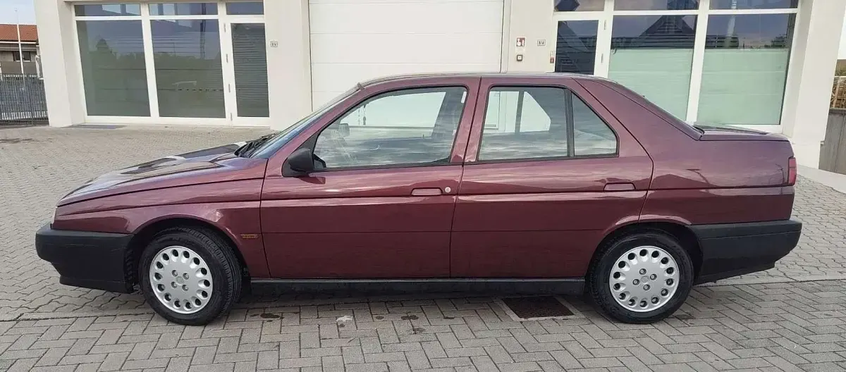 Usata Alfa Romeo 155 116 CV (85 kW) 1993 Berlina