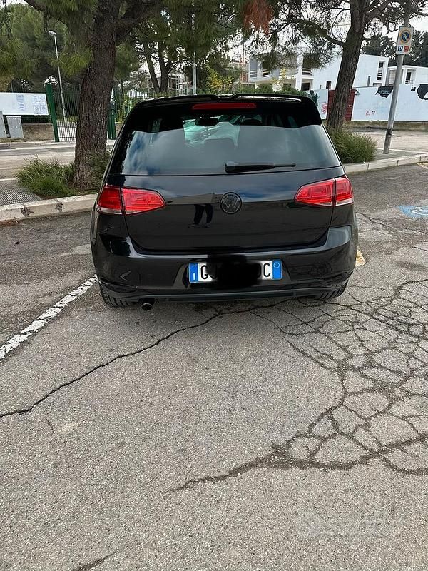 Usata VW Golf VII 110 CV (80 kW) 2014 Nero Berlina