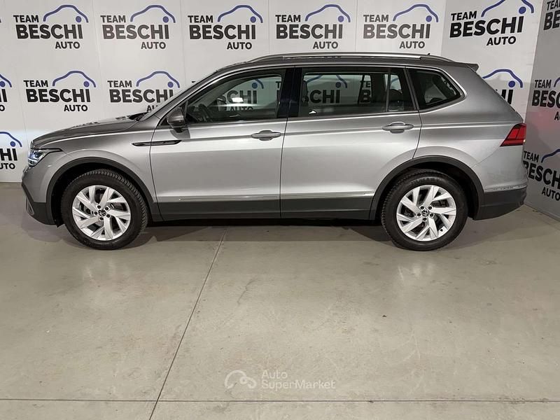 Begagnad VW Tiguan Allspace Life 150 HK (110 kW) 2025 Silver SUV