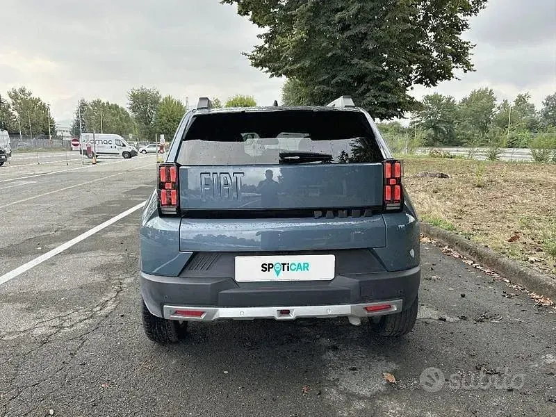 Usata Fiat Grande Panda La Prima 110 CV (80 kW) 2025 Blu/azzurro Utilitaria